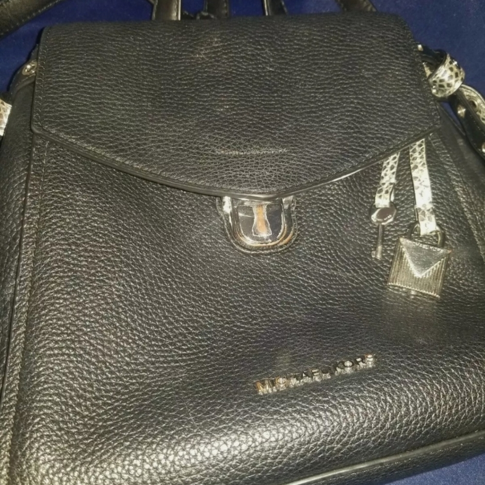 Small/Medium Michael Kors Bristol backpack -Preowned- Good Condition - Picture 3 of 13